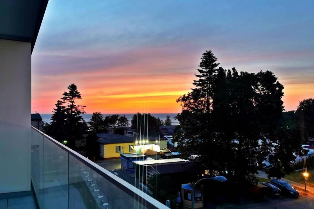 Green Apartment Promenada Gwiazd- Widok Na Morze. Miedzyzdroje Luaran gambar